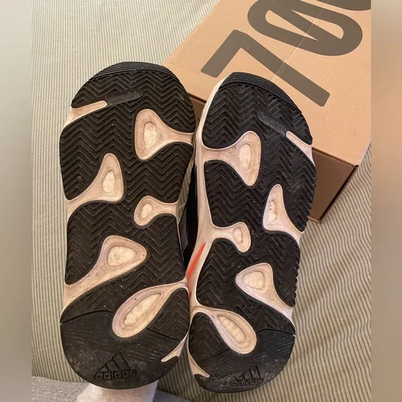 Yeezy wave runner - Picture 5 of 6